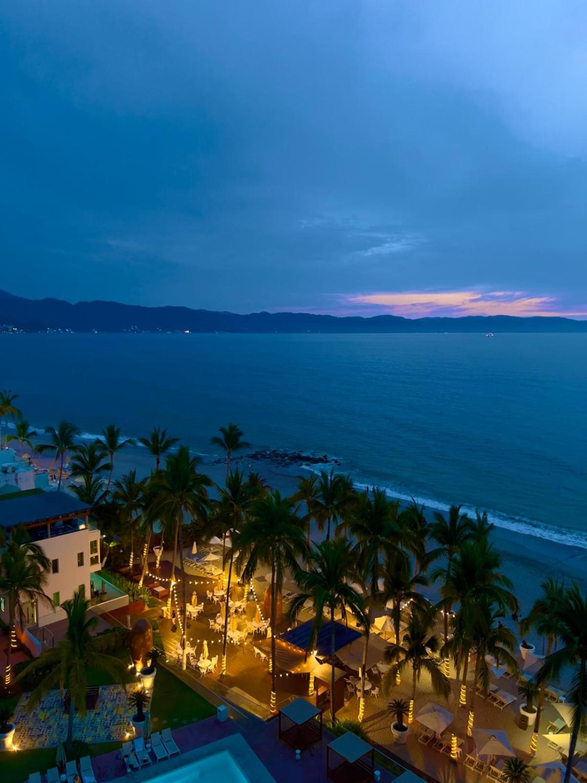 Icon Vallarta, Пуерто-Вальярта Екстер'єр фото